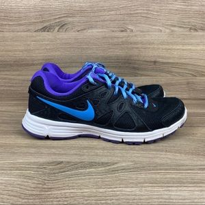 Women’s Nike Revolution 2 Sneakers